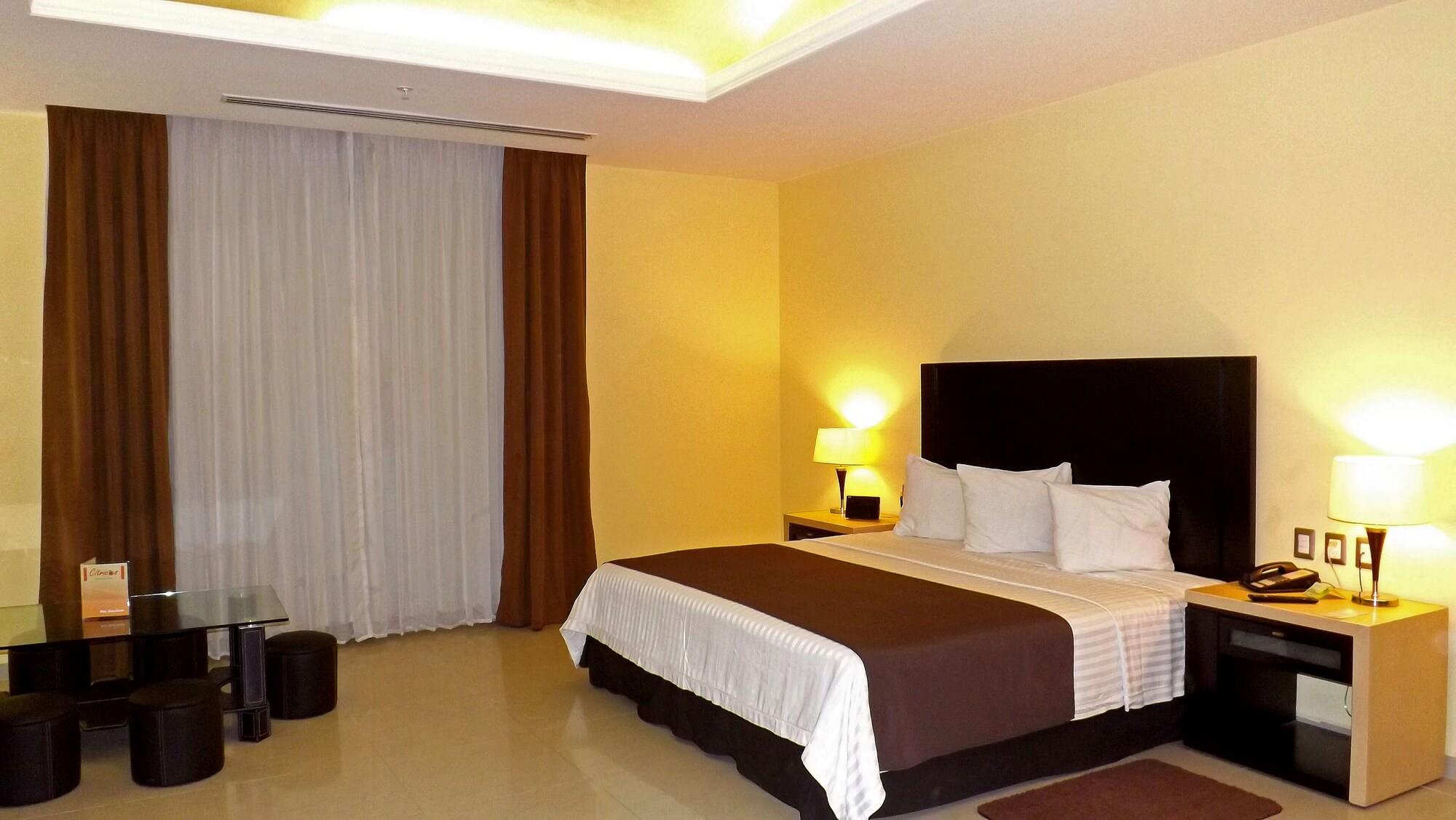 Hipico Inn Hotel Poza Rica ภายนอก รูปภาพ